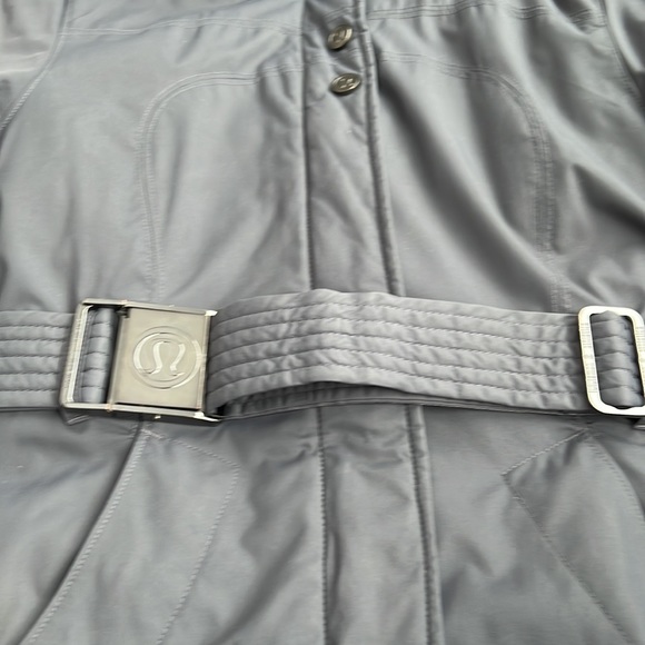 Lululemon Pinnacle Jacket - Size 4 - Picture 3 of 9